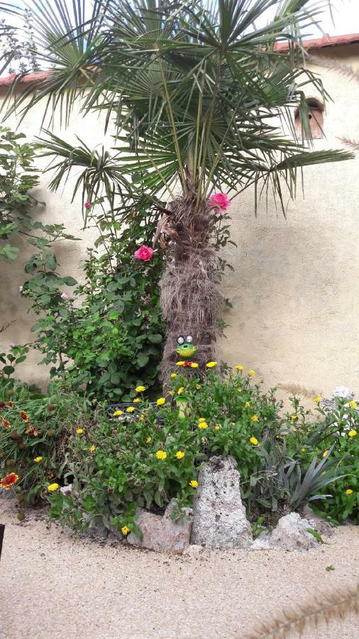 La Crapounette (Adults Only) Pierry Εξωτερικό φωτογραφία